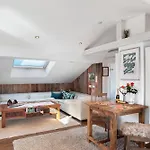 Haus Riedel * جارمش بارتنكيرشن